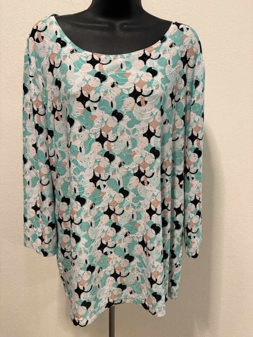 JM Collections Blouse Top Women’s XXL Geometric Stretch Long sleeve